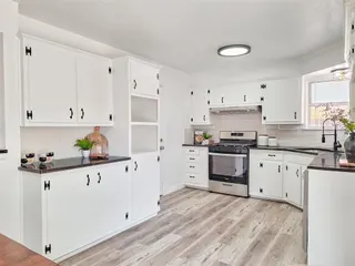 Sold home at 2328 Knox Drive
