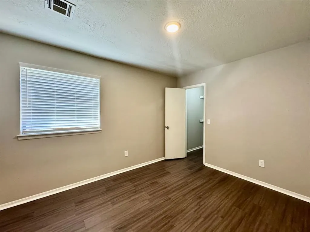 Photo 21 — 143 Barrett Place, Edmond, OK 73003