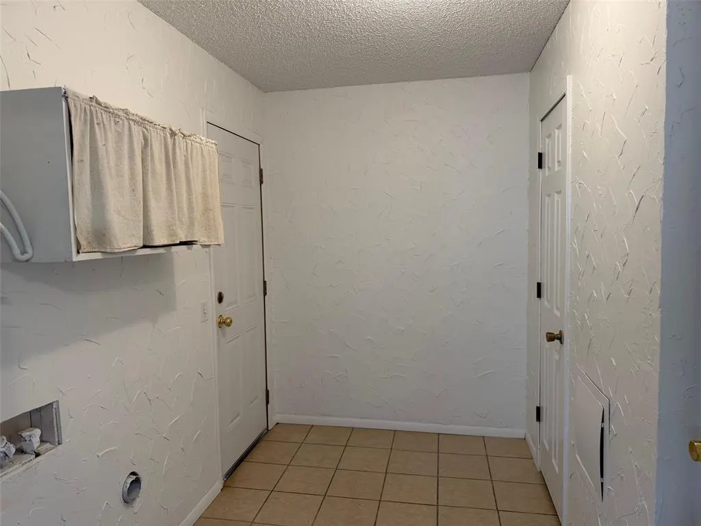 Photo 8 — 517 N 3rd Street, Weatherford, OK 73096