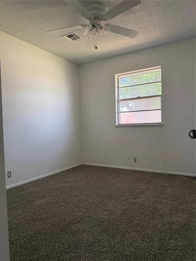 Photo 13 — 517 N 3rd Street, Weatherford, OK 73096