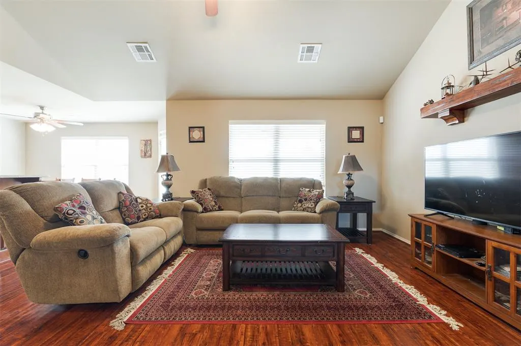 Photo 11 — 20100 N Rolling Meadows Drive, Luther, OK 73054