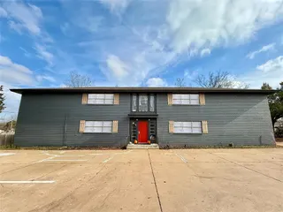 Sold home at 2433 W Eubanks Street #1-8