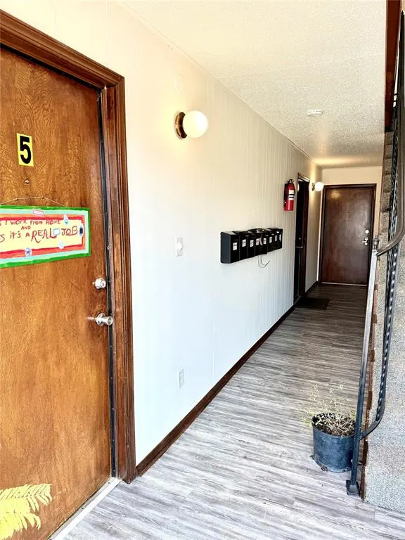 Photo 4 — 2433 W Eubanks Street 1-8, Oklahoma City, OK 73112