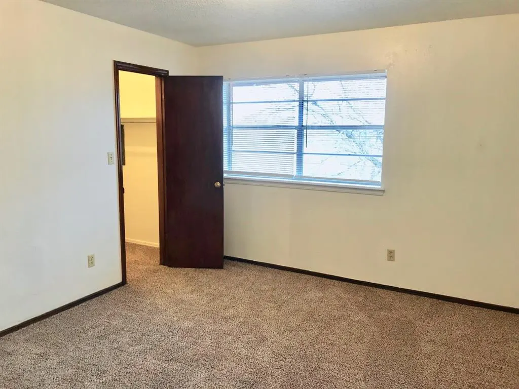 Photo 24 — 2433 W Eubanks Street 1-8, Oklahoma City, OK 73112