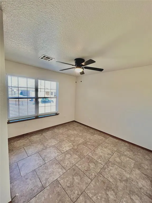 Photo 16 — 3148 SW 103rd Place, Oklahoma City, OK 73159