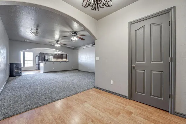Photo 4 — 1685 County Road 1245, Tuttle, OK 73089