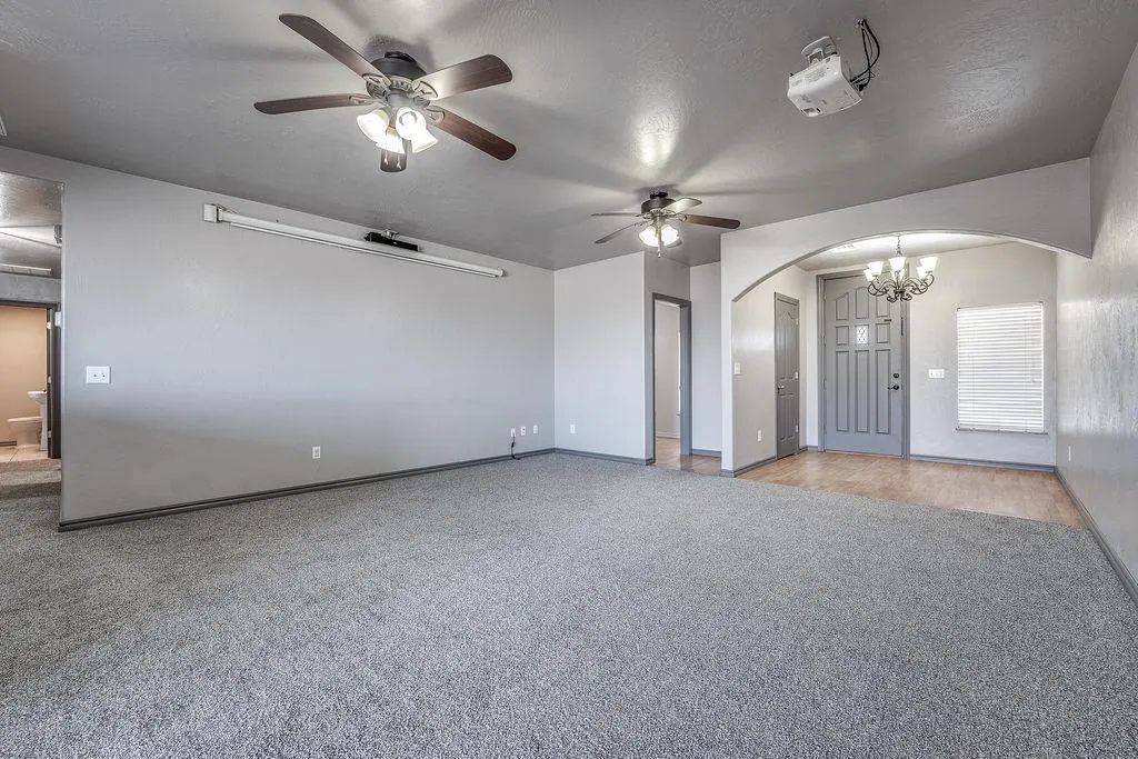 Photo 7 — 1685 County Road 1245, Tuttle, OK 73089