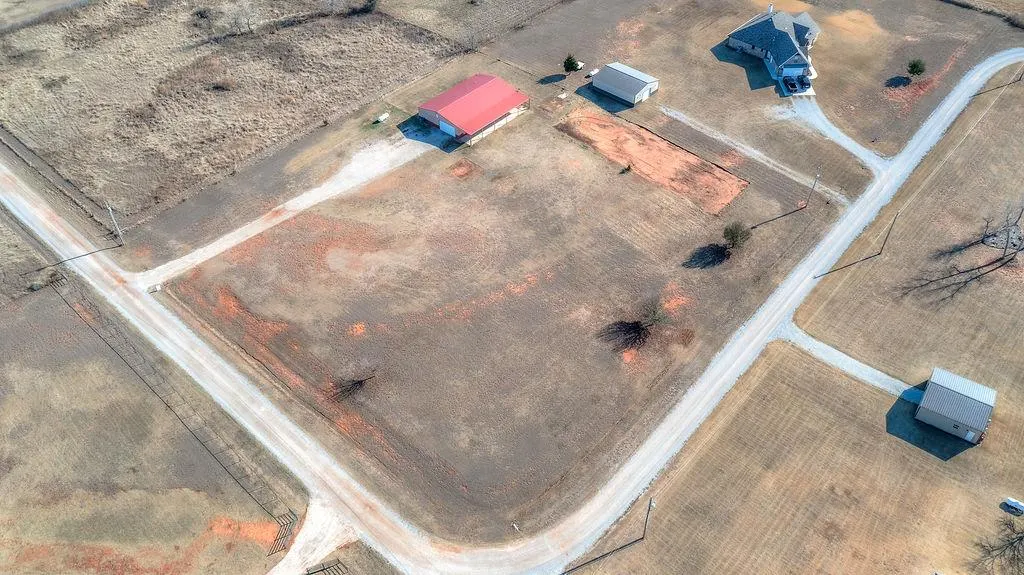 Photo 40 — 1685 County Road 1245, Tuttle, OK 73089