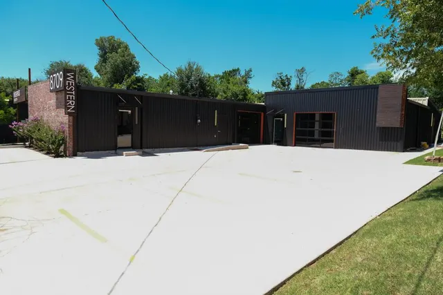 Photo 3 — 8709 N Western Avenue, Oklahoma City, OK 73114