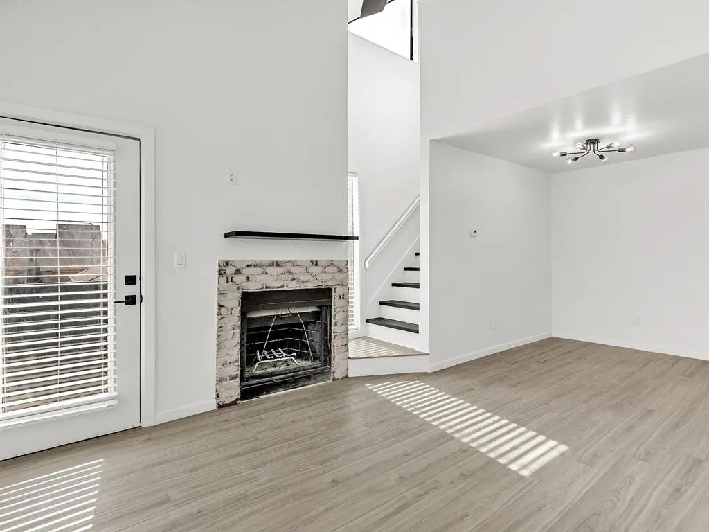 Photo 2 — 11550 N May Avenue 206, Oklahoma City, OK 73120