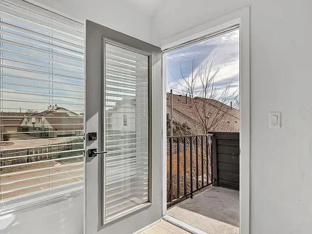 Photo 4 — 11550 N May Avenue 206, Oklahoma City, OK 73120