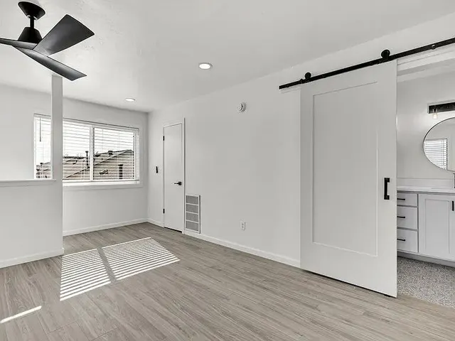 Photo 7 — 11550 N May Avenue 206, Oklahoma City, OK 73120
