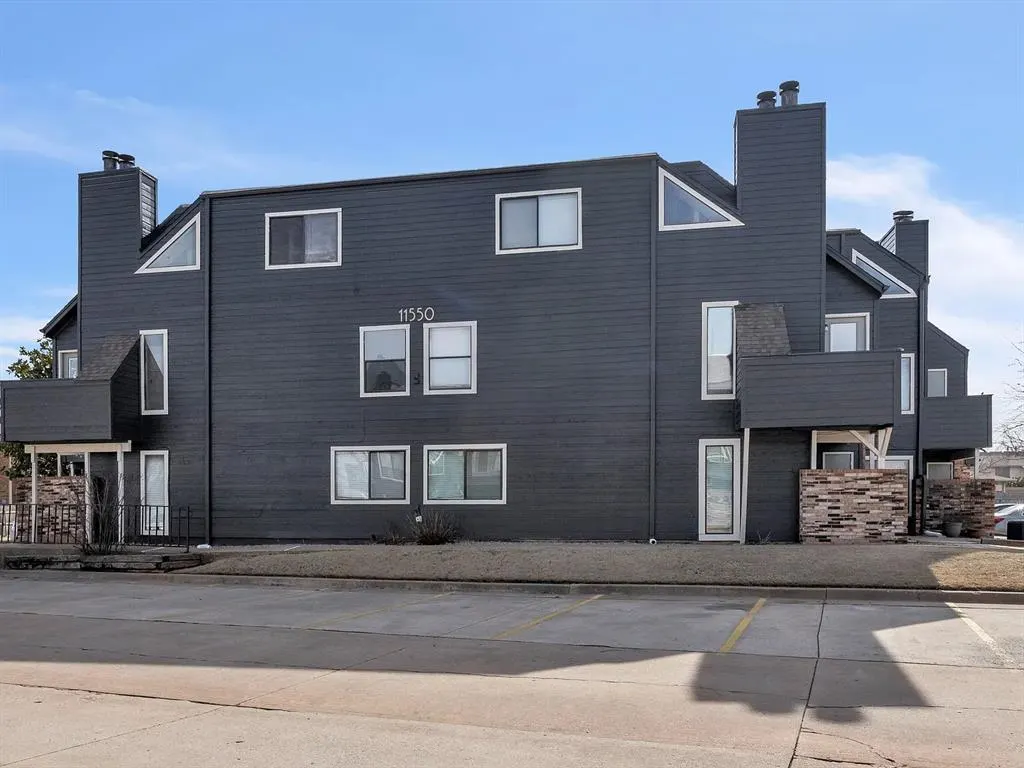 Photo 14 — 11550 N May Avenue 206, Oklahoma City, OK 73120