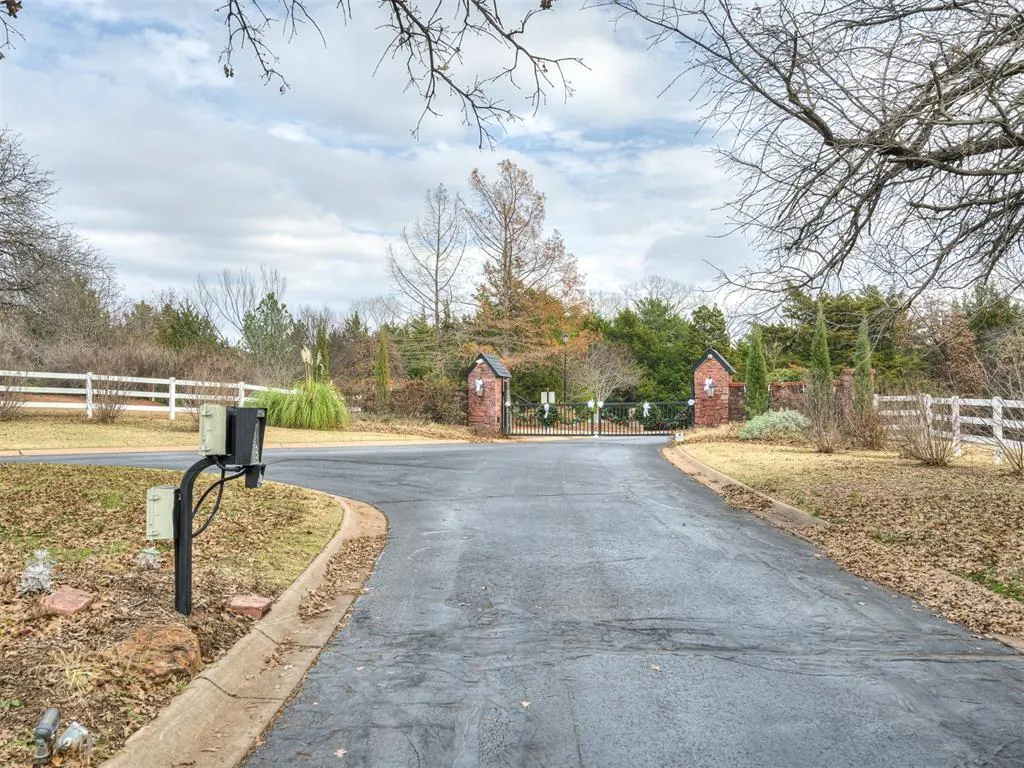 Photo 46 — 7400 Tangle Vine Drive, Edmond, OK 73034