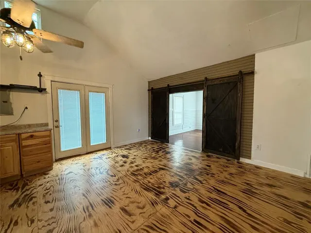 Photo 8 — 521 E Davis Street, Tipton, OK 73570