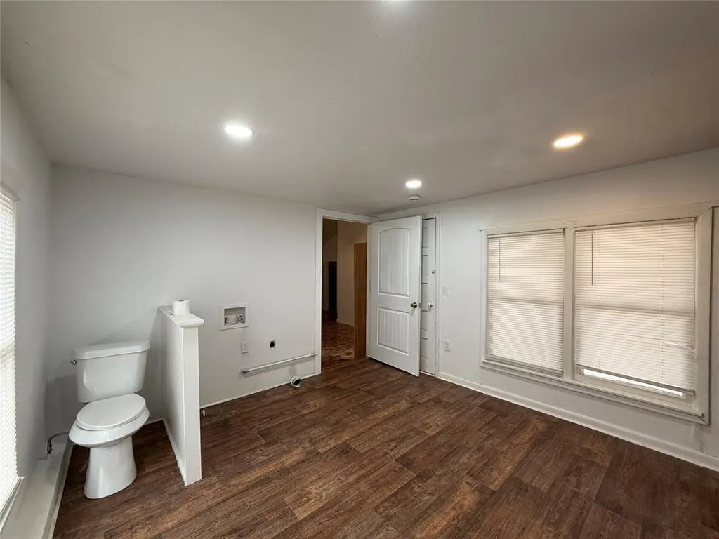 Photo 14 — 521 E Davis Street, Tipton, OK 73570