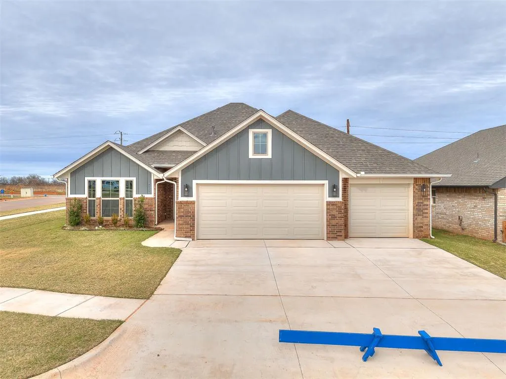 Photo 42 — 12033 NW 121st Circle, Yukon, OK 73099