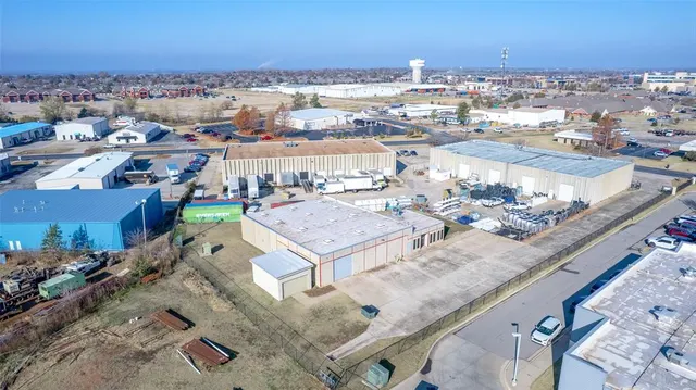 Photo 5 — 3152 Broce Drive, Norman, OK 73072