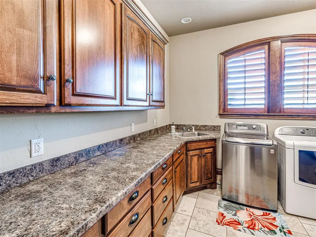 Photo 32 — 2405 Riva Way, Edmond, OK 73007