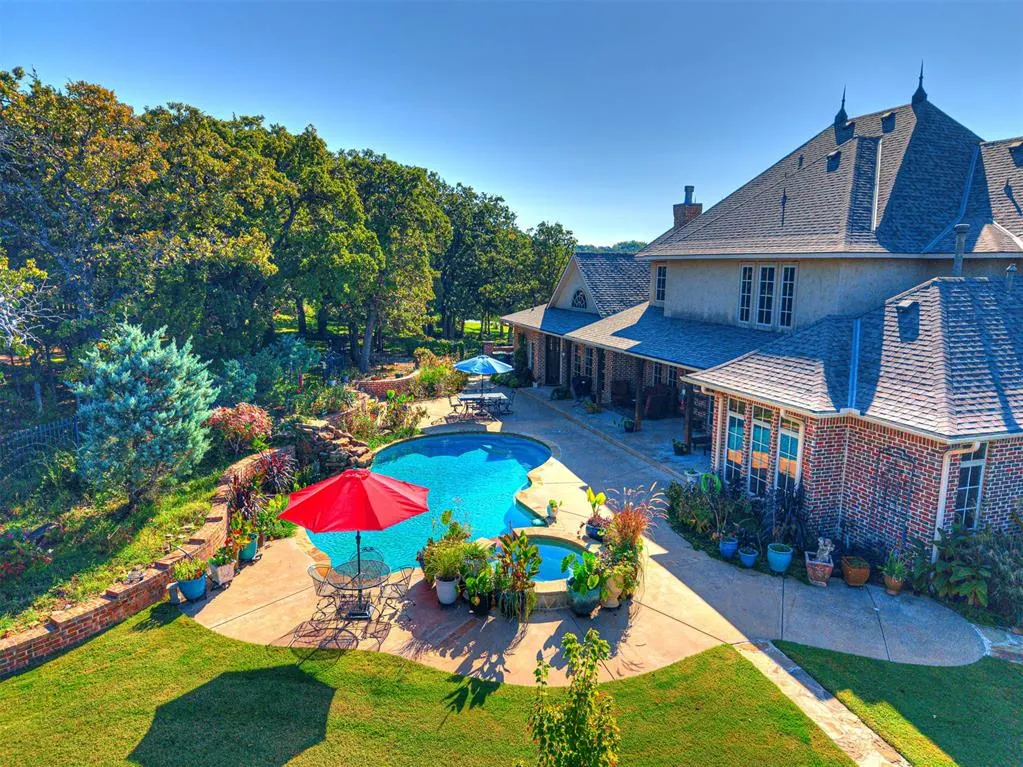 Photo 33 — 2405 Riva Way, Edmond, OK 73007