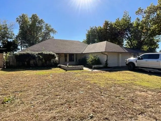 Photo 2 — 4628 NW 32nd Street, Oklahoma City, OK 73122