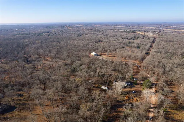 Photo 3 — 36507 Dancing Streams Road, Tecumseh, OK 74873