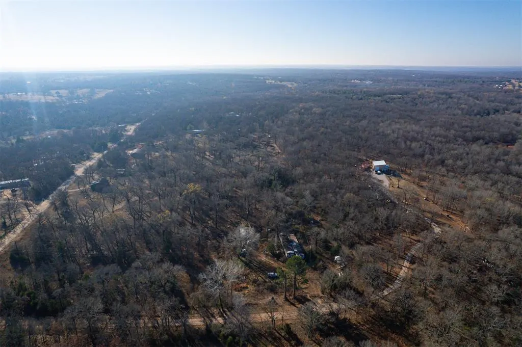 Photo 4 — 36507 Dancing Streams Road, Tecumseh, OK 74873