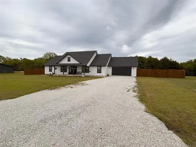 Photo 5 — 17520 County Road 3539, Ada, OK 74820