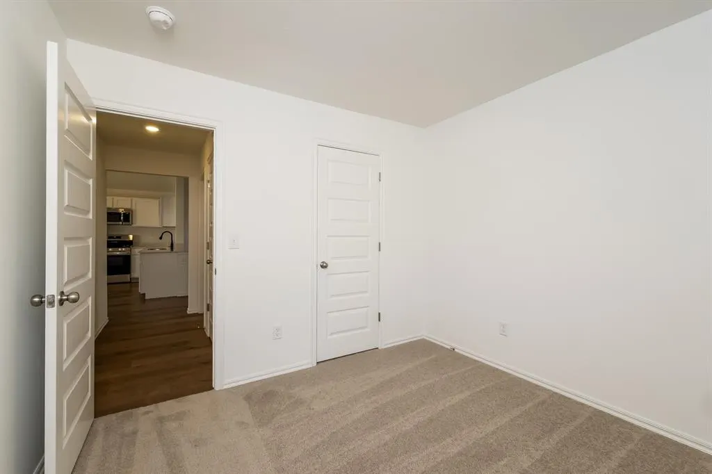 Photo 13 — 4008 Becky Lane, Mustang, OK 73064