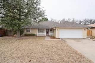 Sold home at 1409 Woodland Way