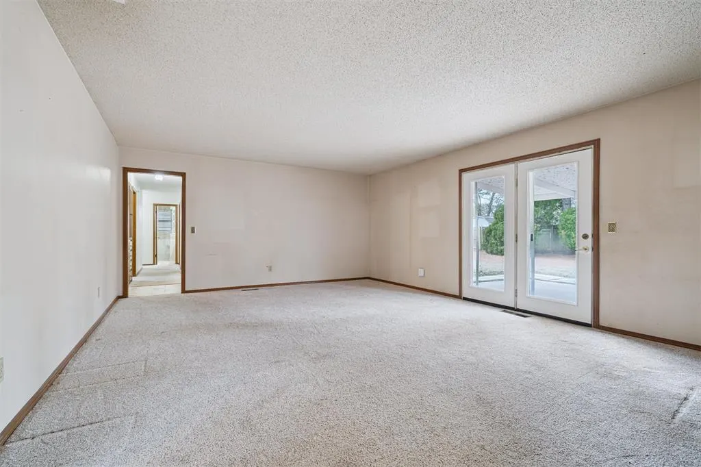 Photo 6 — 1409 Woodland Way, Oklahoma City, OK 73127