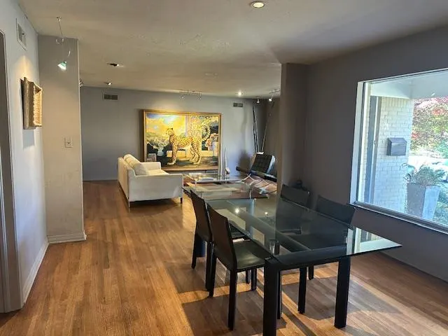 Photo 4 — 1710 Dorchester Drive, Nichols Hills, OK 73120