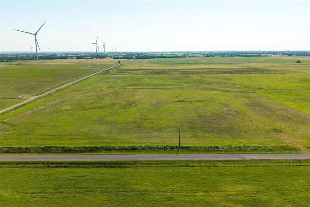 Photo 6 — 9070 N Rockwell Ave. Avenue, Crescent, OK 73028