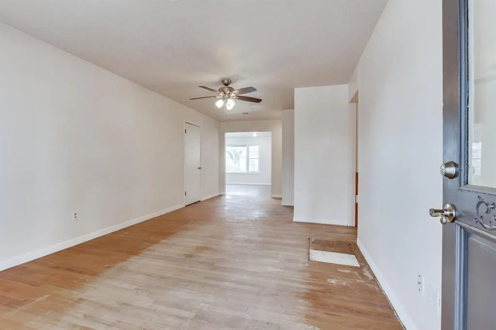 Photo 4 — 5345 NW 44th Street, Warr Acres, OK 73122