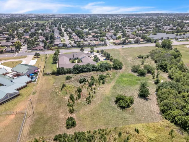 Photo 4 — 7601 W Hefner Road, Oklahoma City, OK 73162