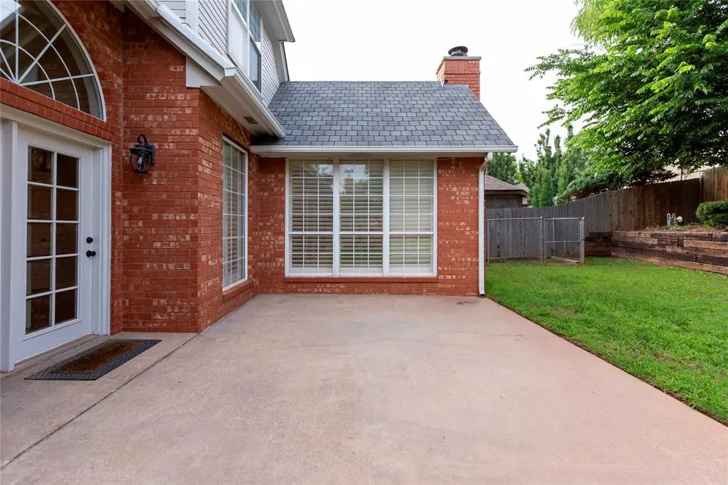 Photo 3 — 13308 Creekside Drive, Oklahoma City, OK 73131