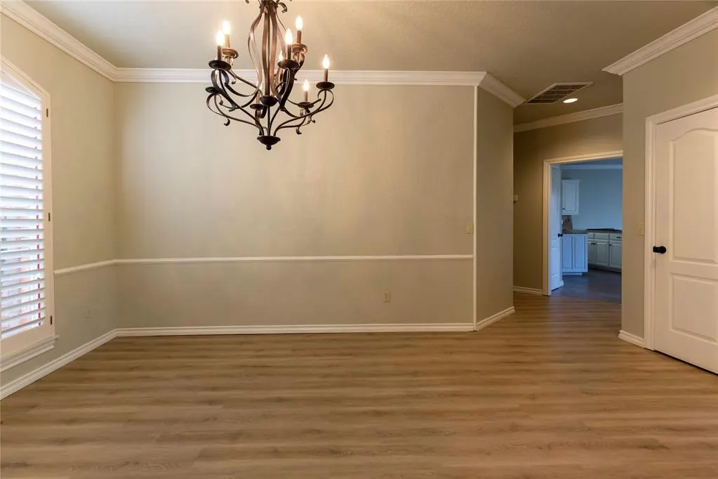 Photo 9 — 13308 Creekside Drive, Oklahoma City, OK 73131