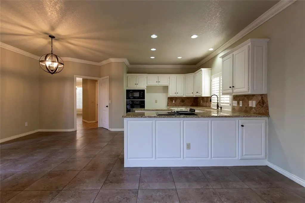 Photo 17 — 13308 Creekside Drive, Oklahoma City, OK 73131