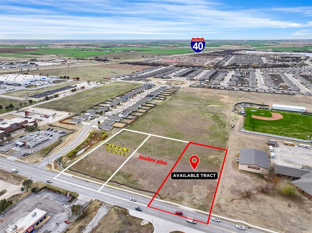 Front exterior — S Country Club Road, El Reno, OK 73036