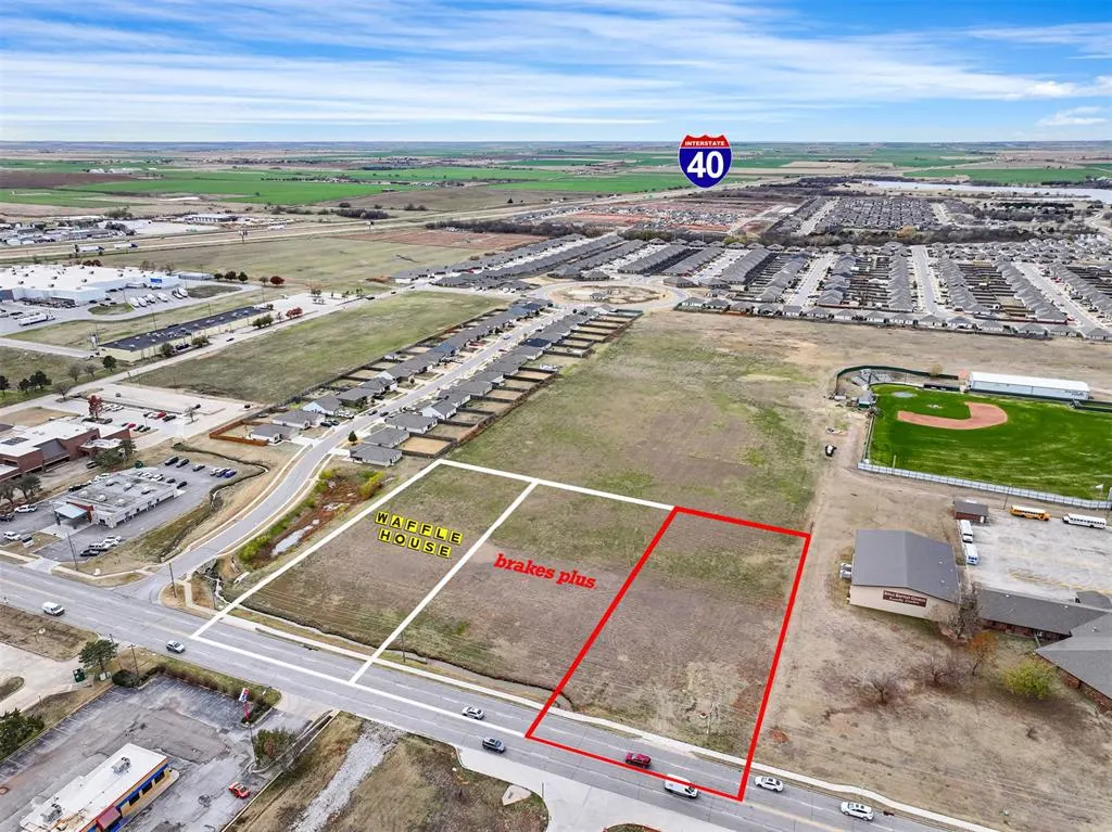 Photo 2 — S Country Club Road, El Reno, OK 73036