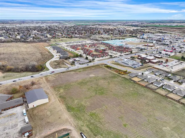 Photo 7 — S Country Club Road, El Reno, OK 73036
