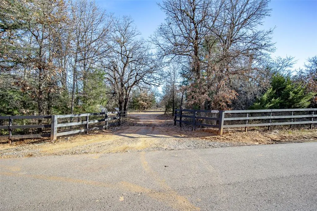 Photo 6 — 19470 E Covell Road, Luther, OK 73054