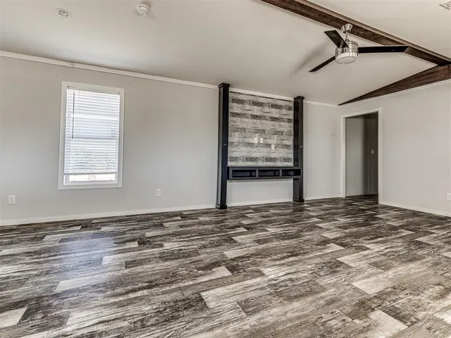Photo 5 — 623 S Layton Avenue, Earlsboro, OK 74840