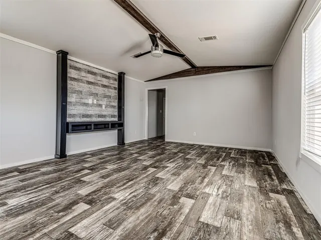 Photo 6 — 623 S Layton Avenue, Earlsboro, OK 74840