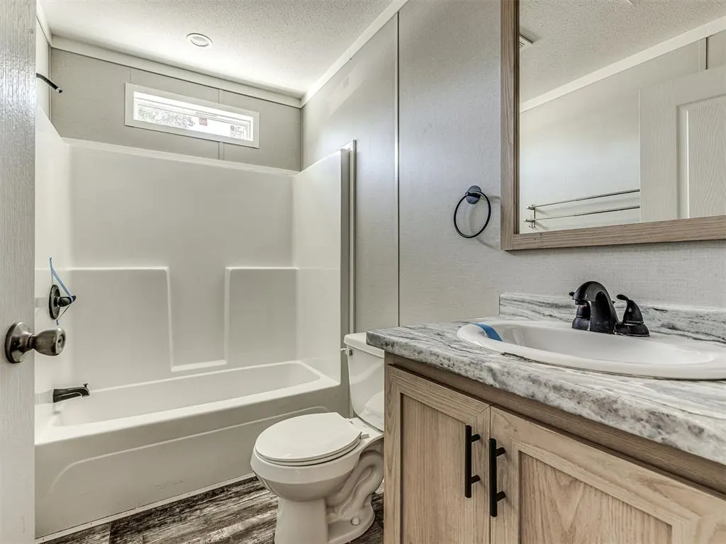 Photo 22 — 623 S Layton Avenue, Earlsboro, OK 74840