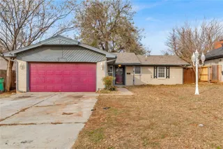 Sold home at 617 SW 71st Street