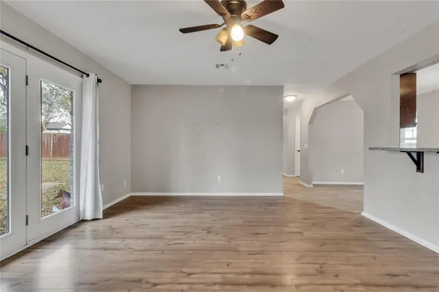 Photo 7 — 617 SW 71st Street, Oklahoma City, OK 73139