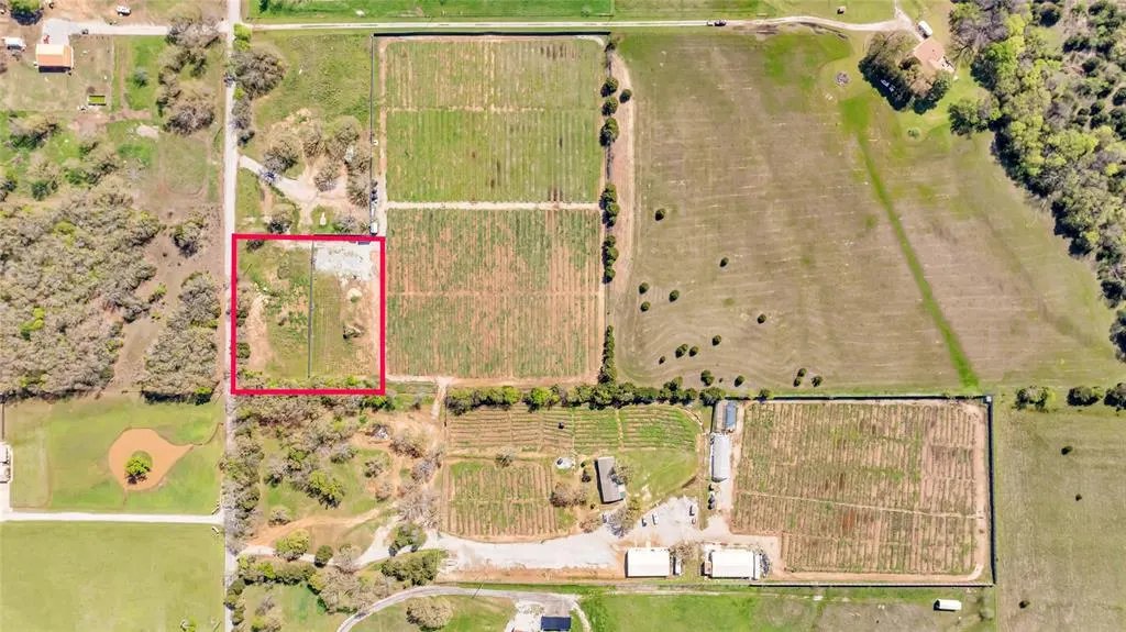 Front exterior — Cardinal Road, Ardmore, OK 73401