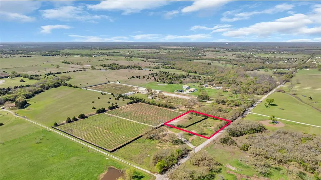 Photo 2 — Cardinal Road, Ardmore, OK 73401