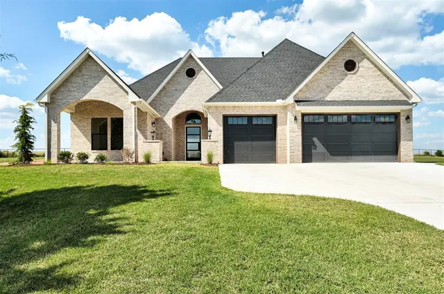 Photo 2 — 2054 County Road 1336, Blanchard, OK 73010